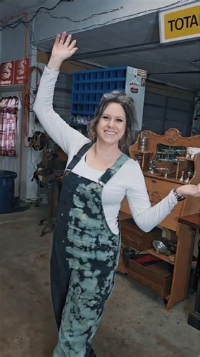 Shana Trembczynski on Instagram: "🤍 #vintage #upcycling #silverware #silverwearbyshana #diy"