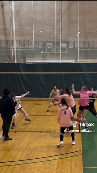 Mastering Volleyball Spikes: Step-by-Step Guide