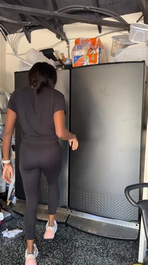 How I store my homemade bacon 🥓 I portion it into single or double servings before freezing so I can defrost only what I need. It keeps the quality perfect and avoids refreezing meat — which you should never do. Simple, practical, and saves me every time I need a quick breakfast or sandwich fix. | Food By Jenn