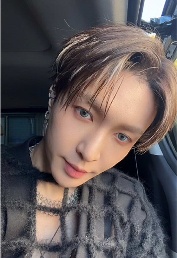 Lay Zhang's Fashion Look You Will Love