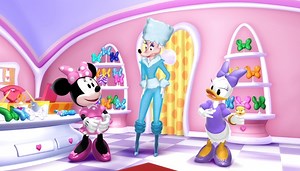 Trouble Times Two | Watch Minnie's Bow-Toons: Pet Hotel Videos