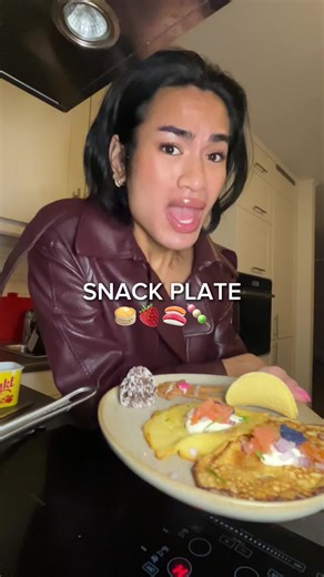 SNACKPLATE SLAPPER😝💋💕✨🍡🥞 Yummyyyy og Iconic #snackplate #trend #norkstiktok #fypppp #mcmartii