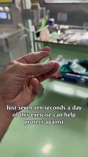 This Simple Finger Test Reveals Your Surgical Precision (Most Fail)