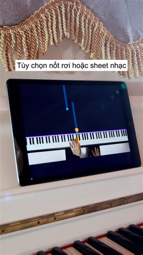 Đàn duy nhất không bao giờ CẮM CHO BẠN CÁI SỪNG bạn chính là Đàn Piano! Đầu tư học đàn vui chứ đừng đầu tư để nhận lại nỗi buồn. Chỉ 9xx 1 năm, 1 tài khoản 2 thiết bị dùng được, chia sẻ cùng bạn bè, người thân, tính ra đầu tư cho sở thích cá nhân cả năm chỉ bằng một bữa ăn Haidilao chứ nhiêu! Simpia chính là một ứng dụng tự học Organ, Piano do người Việt tạo ra, đảm bảo không bao giờ phản bội bạn: 1 - Giúp bạn học Organ, Piano từ con số 0 2 - Hoàn toàn bằng tiếng Việt 3 - Học cả đệm hát lẫn solo