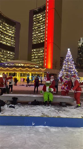 Alexei morita on Instagram: "Feliz navidad 🎄❤️ (wait till the end for 💚❤️‍🔥💚 - - @jacesfx 💄🎄 Make up done be her - @iarturoherrera @mac.anh.son @ethan___sk25 🎥"