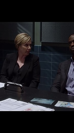 And that is three oh damns, OH DAMN #b99 #brooklyn99 #brooklynninenine #jakeperalta #raymondholt #edit #applause