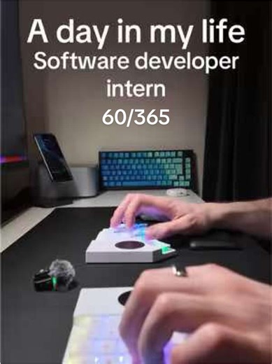 A day in my life as a software developer intern #developer #coding #dayinthelife #intern #softwaredeveloper