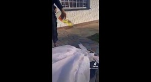 #FRONT PAGE H-METRO. ''Mai tt, T for tt,T for tears, T for Tinashe and T for Trouble'' How it started vs how it ended for Mai Tt 📷 H-Metro | Star FM