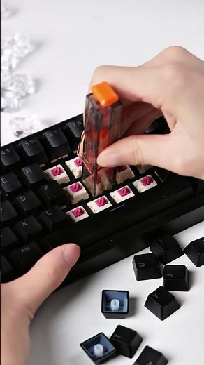 If you want to quickly change keycaps and switches, you'll need the right tools.#kemove #keyboard