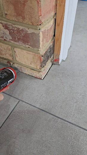 26K views · 833 reactions | Mastic Man- Silicone caulk application 路 #satisfying #masticman #southcoastsealantsltd | southcoastsealantsltd | Facebook