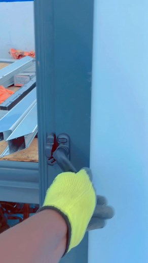 Porte Salle de Bain en Aluminium au Sénégal