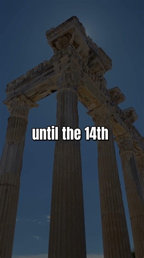 Ancient Greeks Had COMPUTERS 2000 Years Ago?! The Antikythera Mystery #Shorts