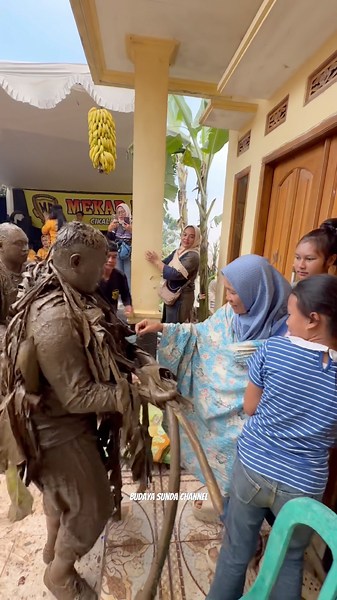 Teriakin Kuda Lumping Di Depan Rumah Kena Juga!! Seni Benjang Mekar Budaya