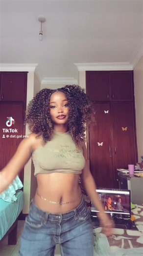 Dat gal Vee (@dat.gal.vee)’s videos with original sound - Dat gal Vee