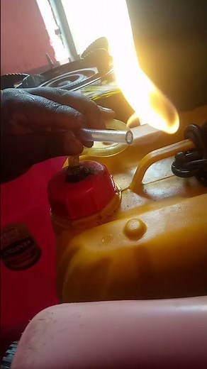 How to make Biogas at home using COWDUNG