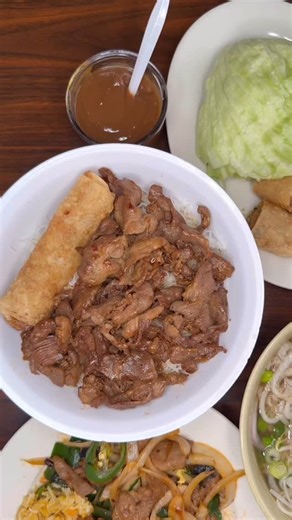 If you’re craving bold flavors and comfort in a bowl, Taste of Asia off Bitters Road in San Antonio is the hidden gem you need to try. @tasteofasia300 is known for serving some of the best Vietnamese food in the city, this spot has become a go to for locals who know good pho when they taste it. From the rich, flavorful broth to the tender cuts of brisket and tendon in their combo pho, every spoonful hits like a warm hug. 🍜 But it’s not just about the pho: Taste of Asia offers a full menu of Vie