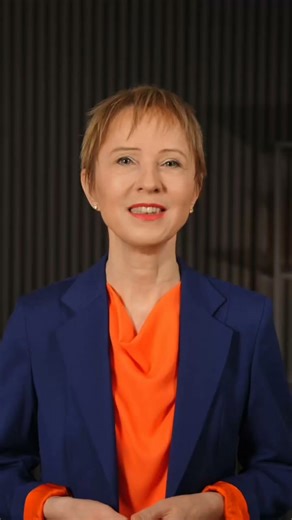 Prof. Dr. Claudia Hilker | Die nächste Krise kommt nicht überraschend. Sie trifft nur unvorbereitete Unternehmen. Mit Predictive Analytics erkennst du Risiken in... | Instagram