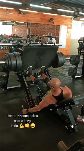 PANTURRILHA NO LEG PRESS 45° T.210KG #academiasuperação#treino#musculação#maromba