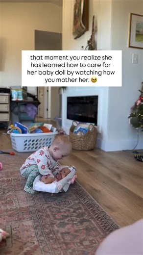 The best feeling. I know I don’t always get it right. I know that I fail them a lot, but these moments make you see that they know how to love and they learn that from how you love them. And you love because Jesus loves you! 😭 In case you were feeling like you aren’t a good mom…remember, His grace is sufficient. 🥹🤎 #mom #momlife #motherhood Reposted from @marybdavidson | The Natural Parent Magazine