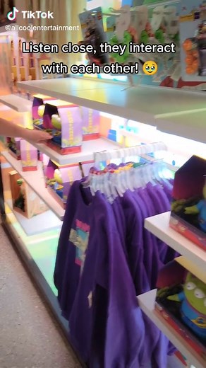 Toy Story Aliens: Conversations in Disney World