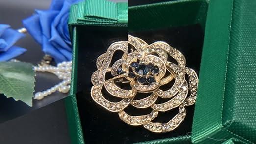 Brooches pin for women scarf 