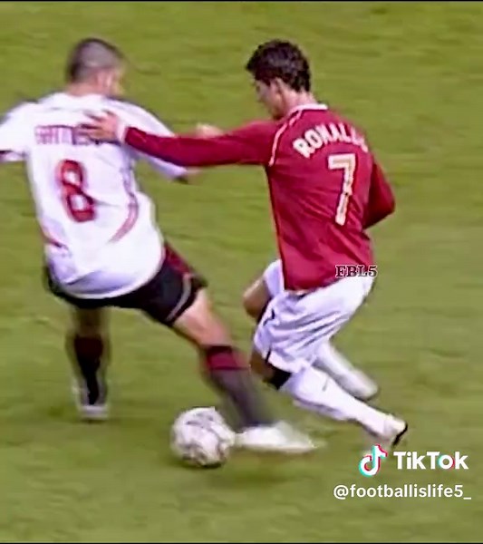 The Art of CR7’s Dribbling Techniques Explained