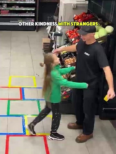 People Showing Kindness to Strangers ❤️