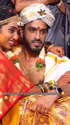 Naveena Kotthagorla on Instagram: "PURE KANJIVARAM HANDLOOM PURE SILK SAREE. - PURE SILK ASSURED WITH SILK MARK TAG WITH HOLOGRAM. - FOR MORE DETAILS DM R WHATSAPP ‪‬ +91 9908011907 ———————————————————————— HOW TO ORDER ? - DM US FOR PRICE, AVAILABILITY AND FURTHER QUERIES. - CONFIRM THE ORDER BY MAKING PAYMENT. - SHARE YOUR NAME N PHONE NUMBER WITH FULL SHIPPING ADDRESS DETAILS. Note ➡️ : PLEASE DM US FOR QUICK RESPONSE ———————————————————————— Saree Fabric: Kanchipuram Handloom bridal TISSUE S