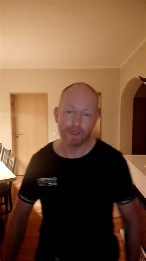 Denis uebel (@denisuebel)’s videos with Ich bin nicht verliebt (Unverwundbar) - Matthias Reim