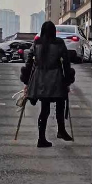 Polio short leg 4 #polio #disability #crutches