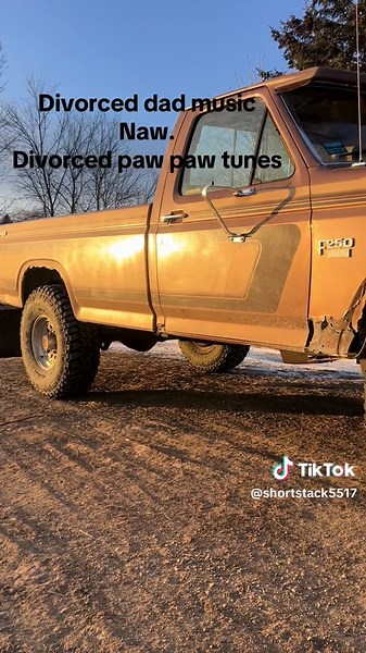 shortstack (@shortstack5517)’s videos with Mary Lou - Ronnie Hawkins