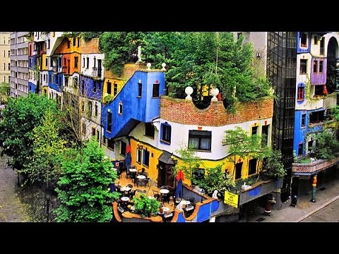 Hundertwasser House - The most beautiful buildings in Austria