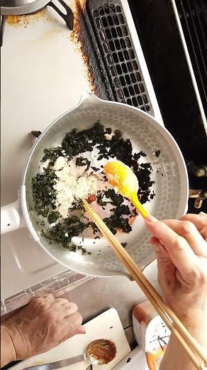 赤しそシロップの残りの葉で作る紫蘇味噌の作り方・レシピ／ばあちゃんの料理教室 #shorts