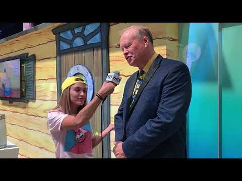 Alyssa with Bill Fagerbakke aka Patrick from SpongeBob
