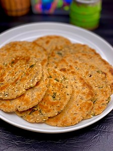 2M views · 23K reactions | 2 Types of Biscuit Bhakhari Showing you...