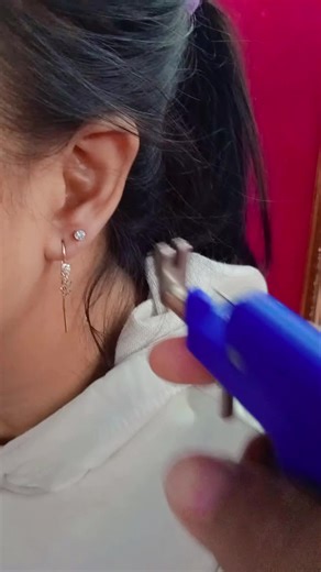 Tindik Telinga di Mojokerto: Booking Sekarang!