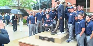 Statue unveiled for Columbus native, Auburn baseball great, Frank Thomas