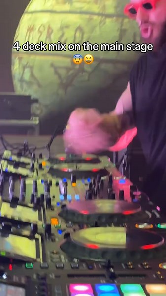 Real DJing: James Hype's 4 Deck Mix on the Main Stage