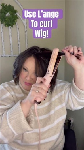 Tutorial on adding waves to wig with L’ange le duo on Jon Renau Dawn @jonrenau @LangeHair