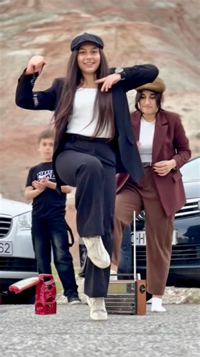 Hele bele reqs eden olmamisdi 😱 💃🏻 | Dance Online