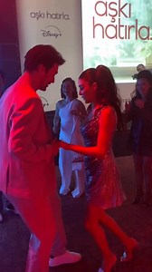 Hande's enjoying her dance 🪩 Hande erçel. Fanpage . . #HandeErcel #HandeErcelFans #TurkishDrama #HandeLovers #handevibes | Hande erçel. Fanpage