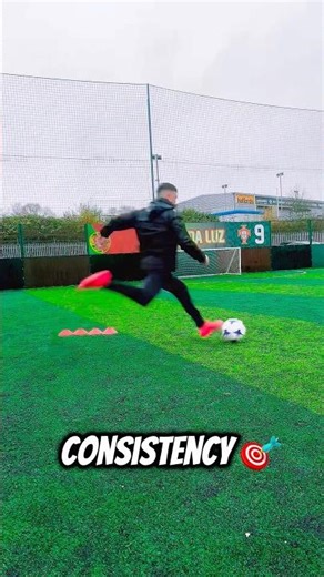 ✨CONSISTENCY ✨#football #soccer #viral #skills #shorts