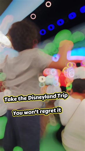 Disneyland always creates the best memories. Whether you have kids or not there is fun for everyone. Try out the delicious food and all the amazing rides. #tiktokgovacationfun #tiktokgosummerfun #disneyland #disneylandcalifornia #fyp