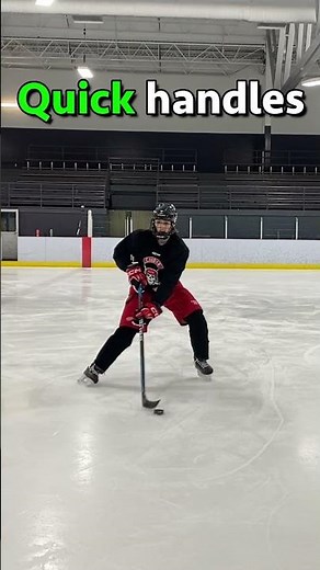 3 Ways to skate backwards with the puck
