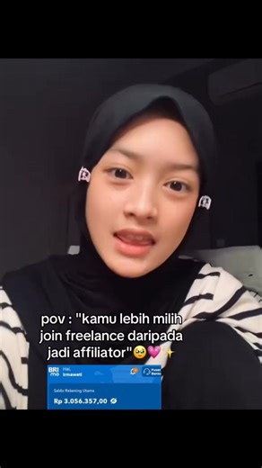 👍 Upgrade Karir Anda: 11 Langkah Realistis Menuju Versi Terbaik Diri Anda 👍 Perjalanan karir bukan soal siapa paling cepat, tapi siapa paling konsisten berkembang. Jika Anda ingin perubahan nyata, berikut panduan praktis yang bisa langsung Anda terapkan mulai hari ini: 📖 1. Jadikan Belajar Sebagai Kebiasaan Luangkan waktu rutin untuk belajar hal baru: skill kerja, teknologi terbaru, atau pengembangan diri. Orang sukses tidak pernah berhenti bertumbuh. 🤝 2. Bangun Koneksi yang Berkualitas Buk
