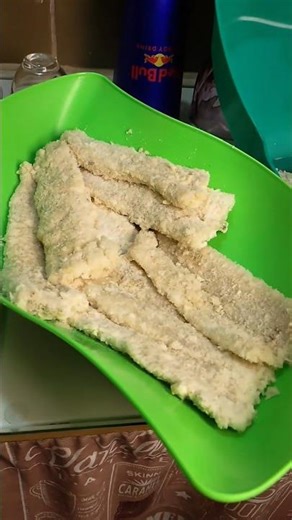 The easiest way to make breaded fish fillet.🤌🏻 #recipe #fish #broccoli #rice #shorts