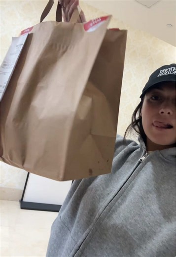 Discover Shanghai's Food Scene and Its Unique Delights