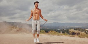 Glen Powell | Gym & Fridge