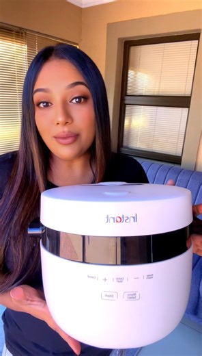 A compact 2.8L rice cooker designed to complement the Instant Pot. The Instant Pot Rice Cooker handles rice, steaming, and sautéing, making it easier to manage side dishes while your main meal cooks. The Carb Reduce function is designed to lower excess starch while cooking rice. Check out Instant Brands South Africa for more details ♥️ #eatmeerecipes #ricecooker #instantpot #reels #southafrica #KitchenAppliances #kitchengadgets #review | EatMee Recipes