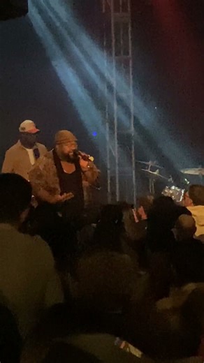 The Main Squeeze | 8th Annual Squeezegiving | The Vogue | Nov 2025